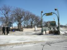 Bahnhofszugang Metra-Van Buren St im Stil der Pariser Metro