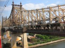 Queensboro Bridge von der Seilbahn aus gesehen