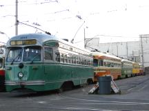 historische Straßenbahnen im Depot Balboa Park