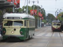 2 Zweirichtungs-PCCs am Ferry Building: Illinois Terminal RR & Philadelphia Suburban Trans. 